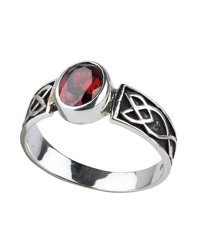 Ring 'Keltischer Knoten' mit Stein - vergleichen und g&uuml;nstig kaufen